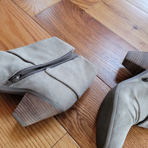 Booties - Picture 3 of 3